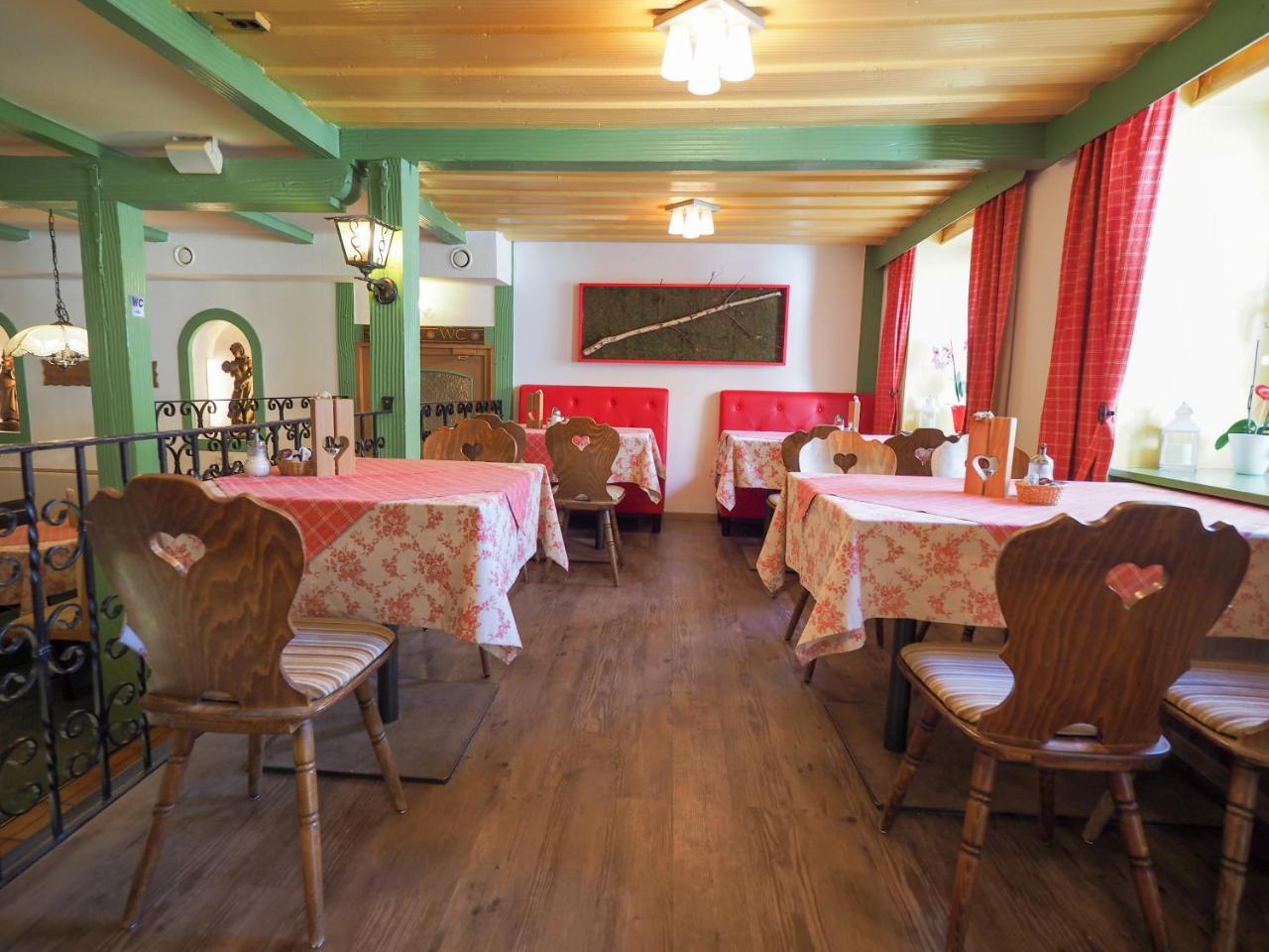 Landgasthof Zum Schwarzen Grat Isny im Allgäu Εξωτερικό φωτογραφία