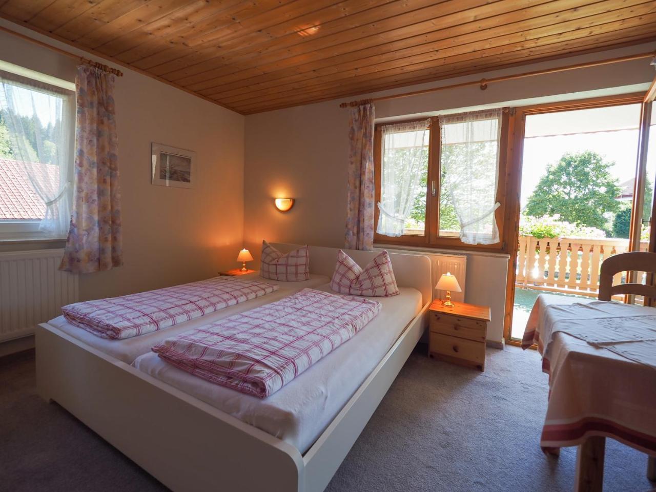 Landgasthof Zum Schwarzen Grat Isny im Allgäu Εξωτερικό φωτογραφία