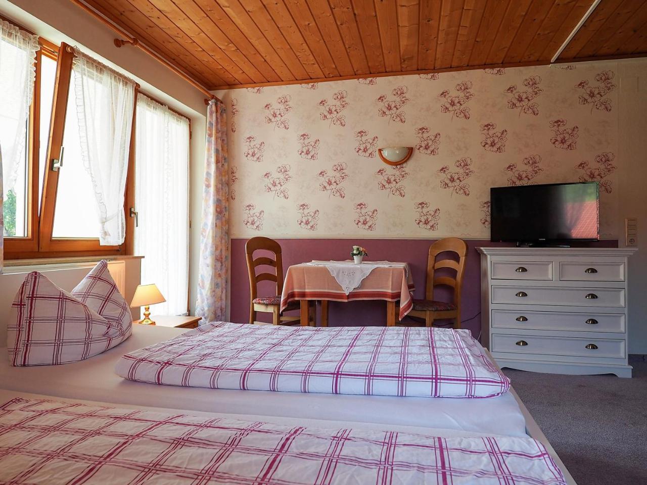 Landgasthof Zum Schwarzen Grat Isny im Allgäu Εξωτερικό φωτογραφία